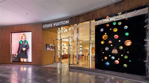 louis vuitton garden state mall|louis vuitton las vegas nv.